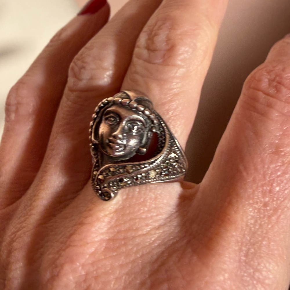 Antique Art deco 1920’s Sterling silver art Nouveau Flapper Face Ring - Picture 16 of 17